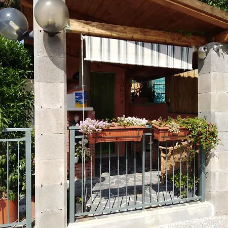 Holiday home Mimose *